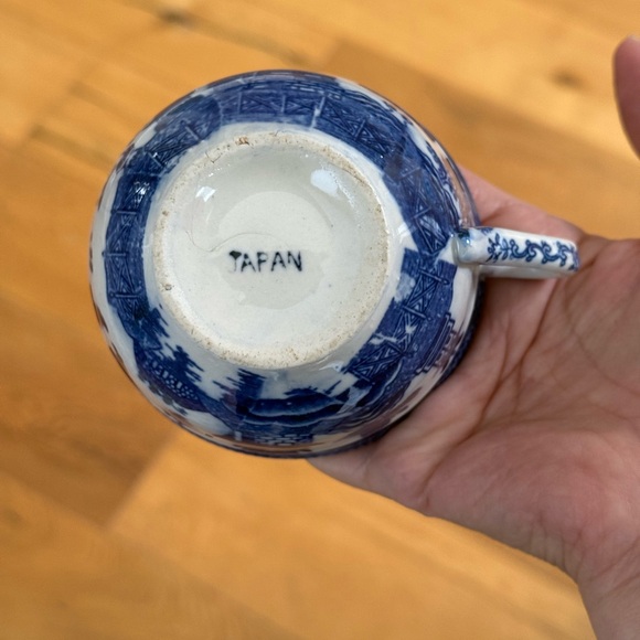 Antique Blue Willow Tea Cup and Saucer - original Japanese - Picture 2 of 7